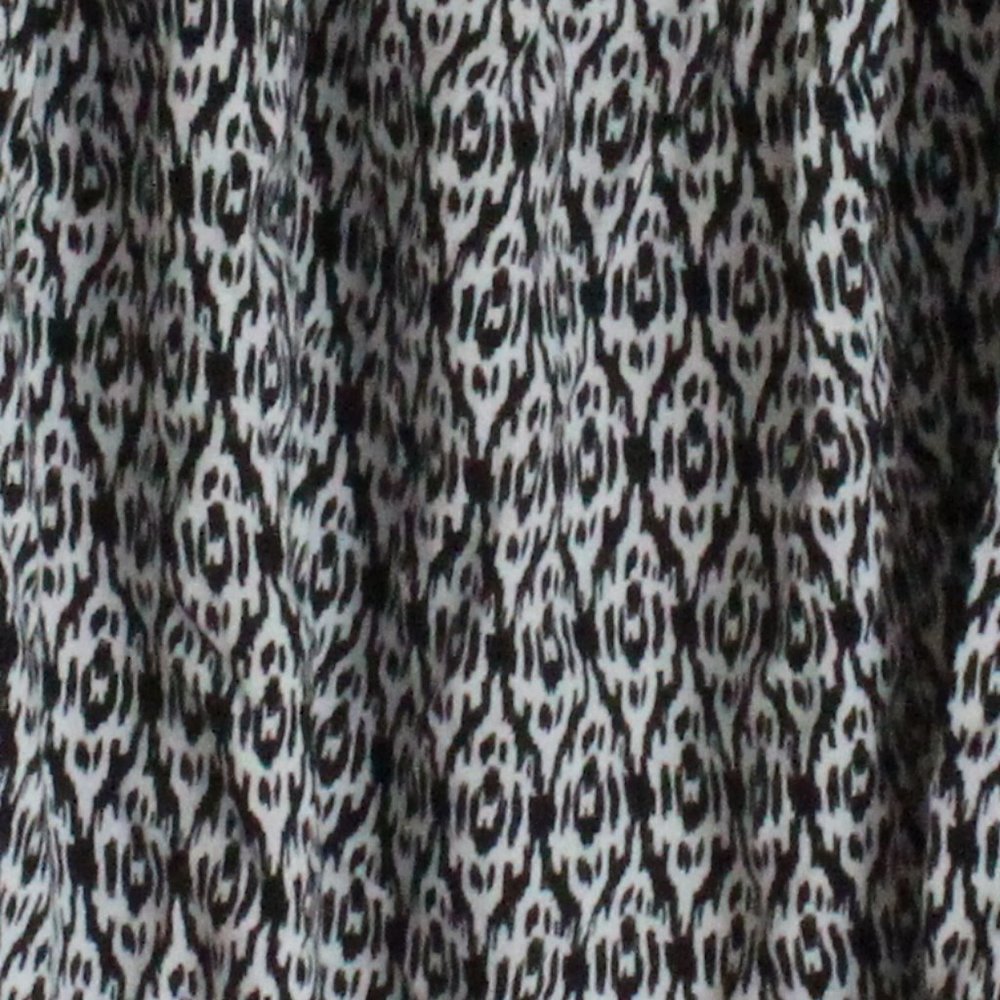 Patterned Flowy Top - Picture 3 of 3